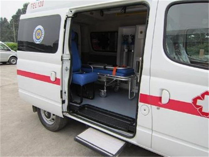滴道救护车出租服务案例7